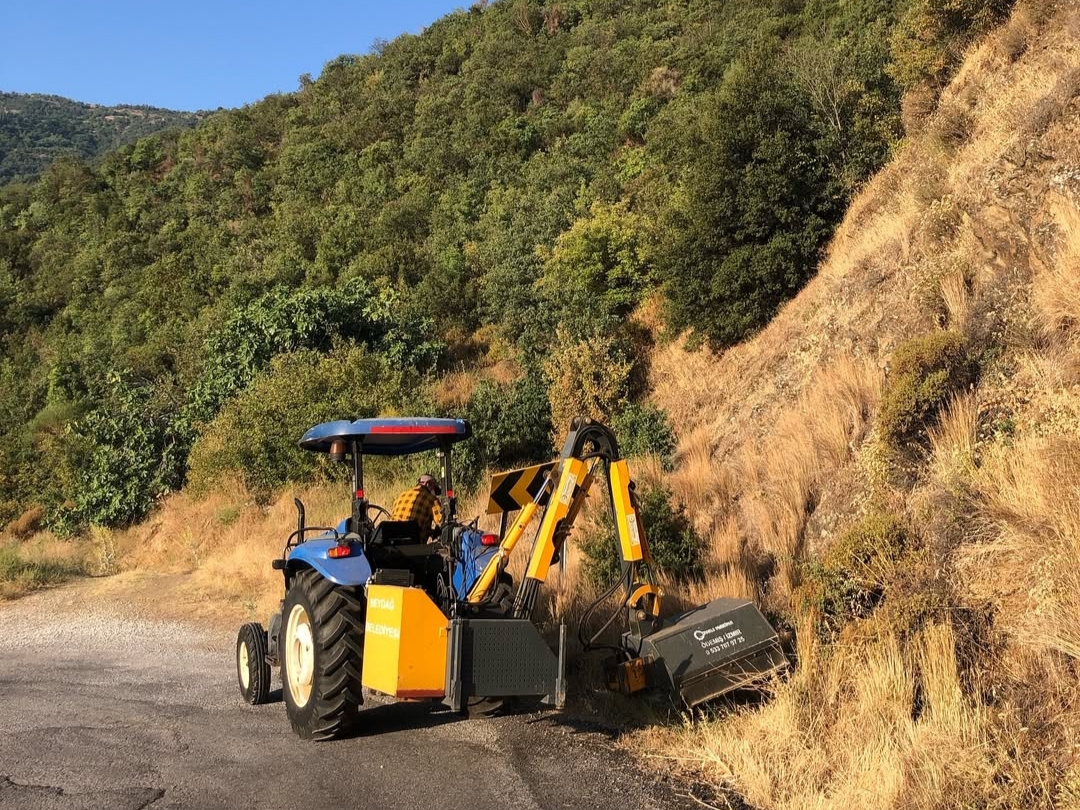 beydag-belediyesinin-21-28-temmuz-2025-tarihleri-arasinda-yaptigi-calismalar-5 Beydağ Belediyesi'nden, Altyapı, Temizlik ve Tadilat Çalışmaları