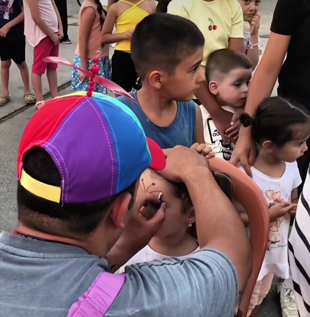 beydag-da-cocuklar-mahalle-senliginde-eglendi-2 Beydağ’da Rengârenk Mahalle Şenliği Coşkusu