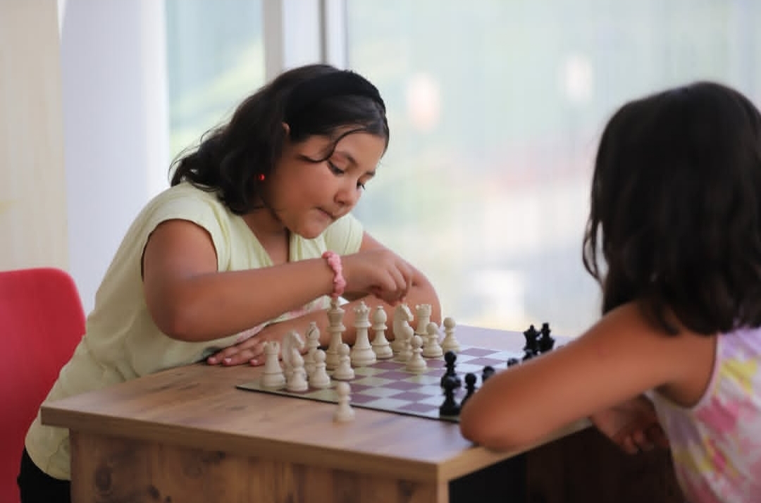 menderes-te-yaz-spor-okullari-devam-ediyor-3 Menderes’te Yaz Spor Okulları Tüm Hızıyla Sürüyor