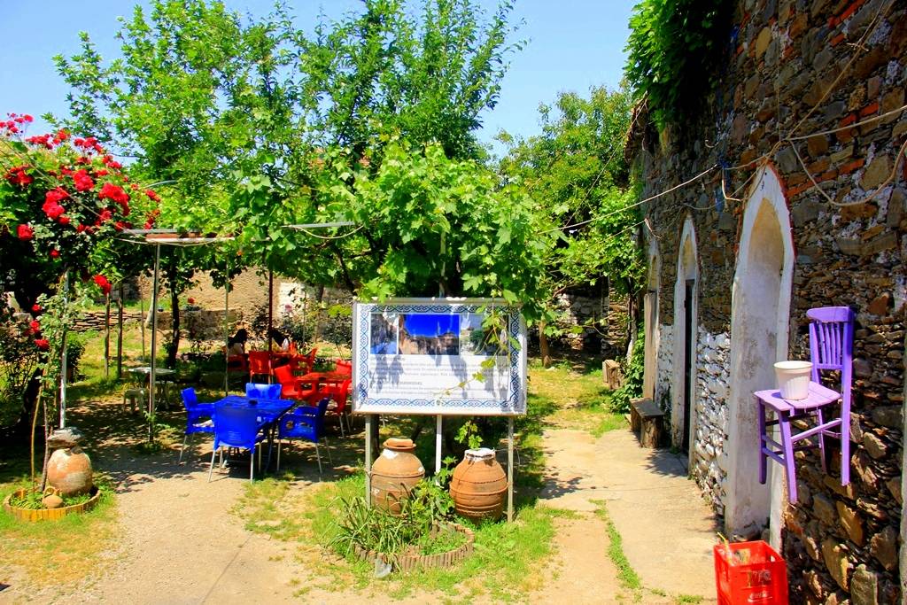 tire-copluce-hani-4 Tire’deki Asırlık Çöplüce Hanı Keşfedilmeyi Bekliyor