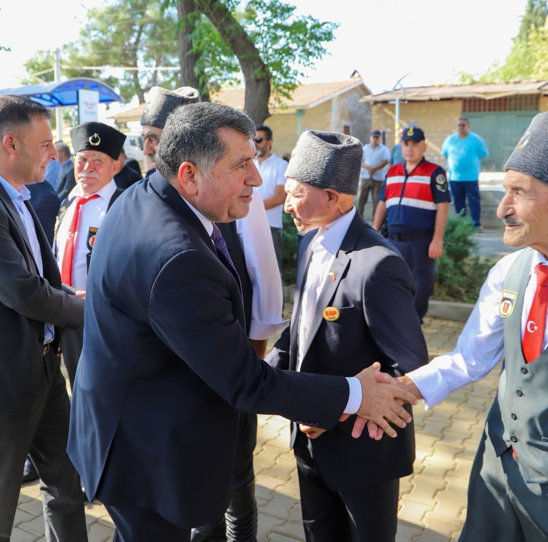 bayindir-in-103-kurtulus-toreni-duzenlendi-2 Bayındır’ın Kurtuluşunun 103. Yılı Gururla Kutlandı