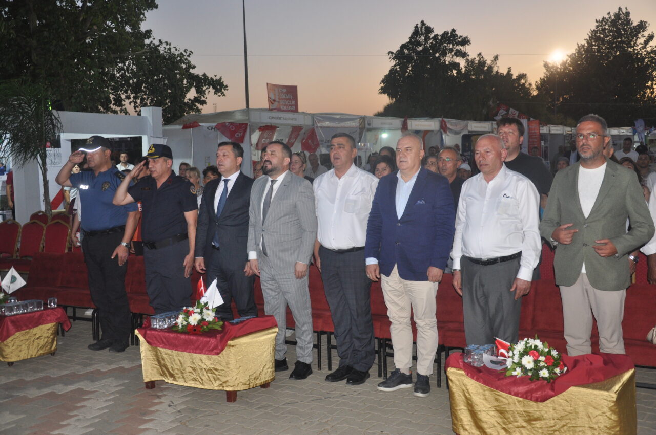 odemis-41-milli-fuari-acildi-2 Ödemiş Milli Fuarı 41. Kez Kapılarını Açtı