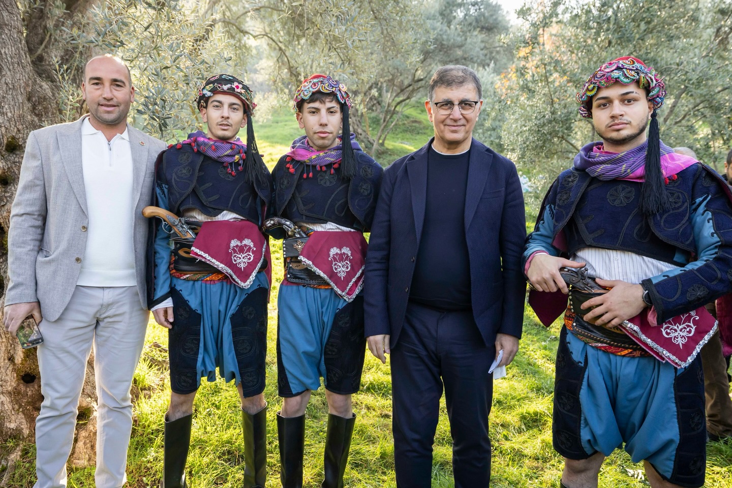 serhan-asker-gorkemli-hatiralar-beydag-2 Beydağ Halkı, Serhan Asker'le Görkemli Hatıralar'a Ev Sahipliği Yaptı