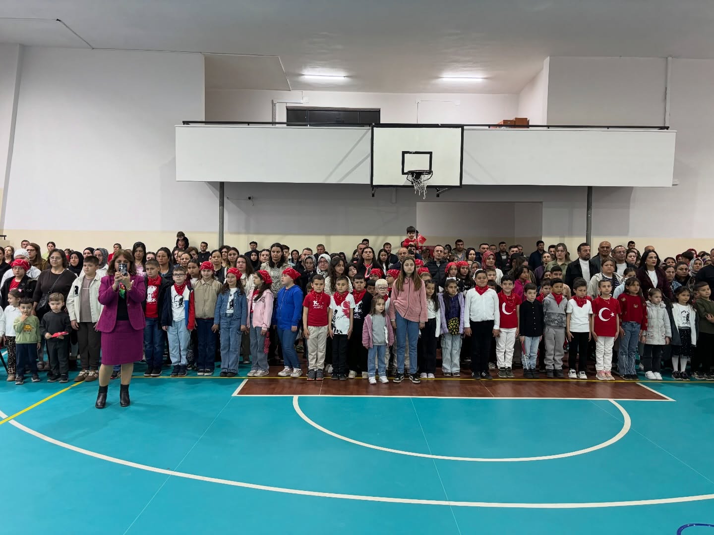 beydag-da-23-nisan-coskusu-4 23 Nisan Ulusal Egemenlik ve Çocuk Bayramı Beydağ'da Coşkuyla Kutlandı