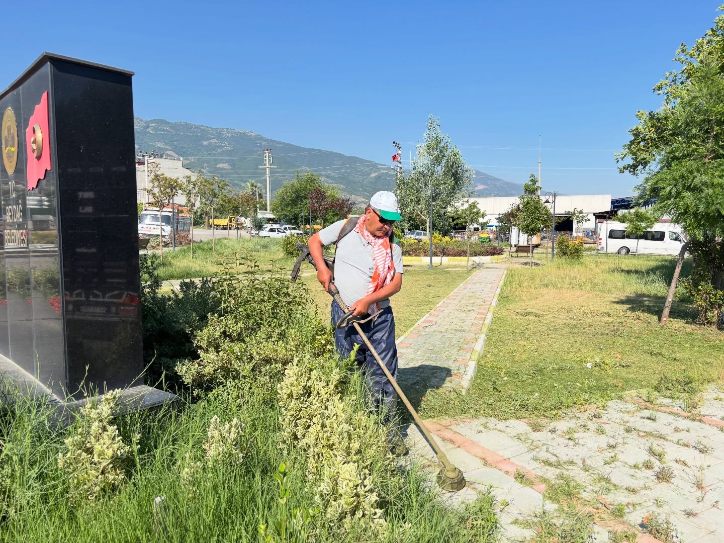 beydag-belediyesinin-yaptigi-calismalar-2 Beydağ’da Son İki Haftada Altyapı, Yol Ve Çevre Çalışmaları Sürdü