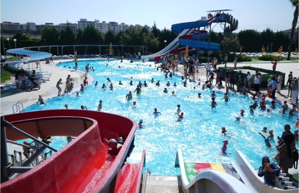 Torbalı Belediyesi’nden Yüzme Kursu Öğrencilerine Sertifika