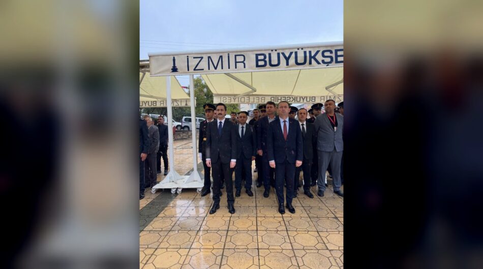Beydağ'da 29 Ekim Cumhuriyet Bayramı Çelenk Sunma Töreni Gerçekleştirildi
