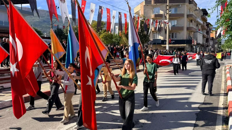 Beydağ’da Cumhuriyet Bayramı Coşkuyla Kutlandı