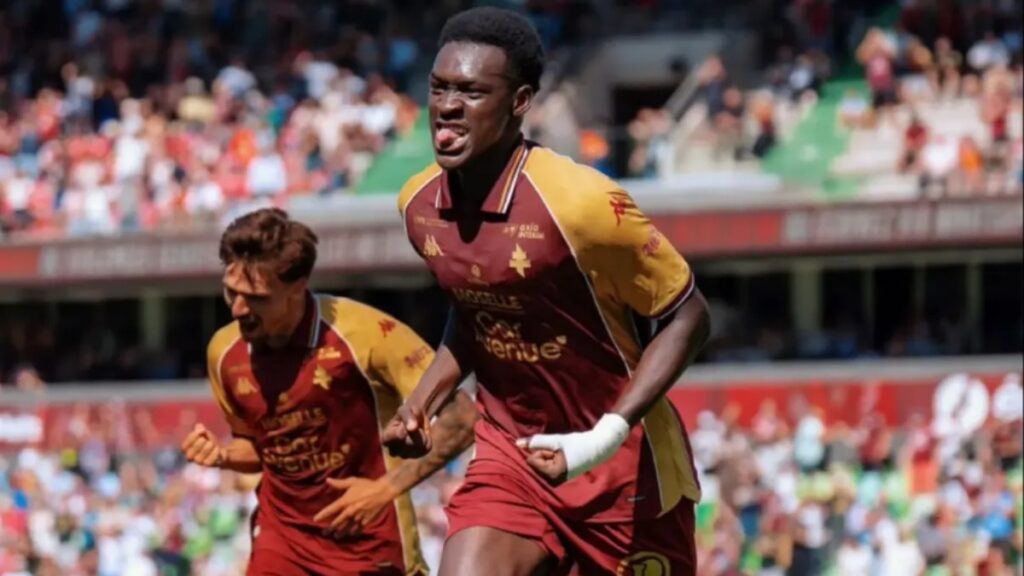 Galatasaray Transferde Rotayı Fransa'ya Çevirdi: 2.03'lük Dev Golcü Pape Moussa Fall Gündemde