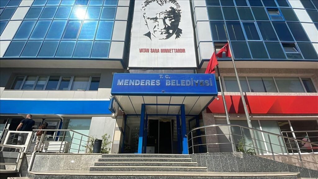 Menderes Belediyesi Denetim Raporunda Usulsüzlük ve Kadro İhlalleri Ortaya Çıktı