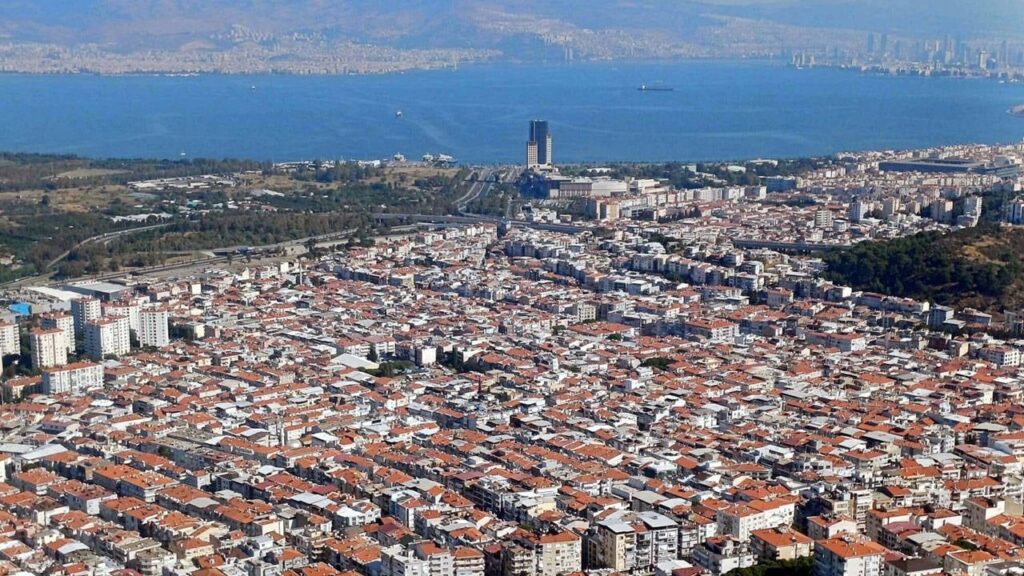 Prof. Dr. Kılıç'tan İzmir İçin Kritik Deprem Uyarısı