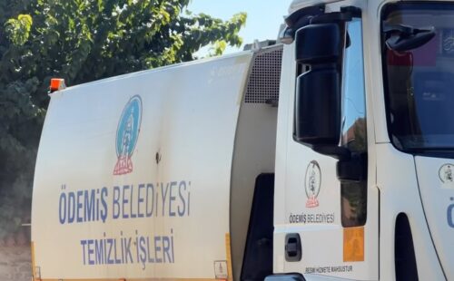 Tarihi Birgi’de Kapsamlı Sonbahar Temizliği Yapıldı